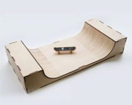 Patineta y Rampa: Diversión sobre Ruedas