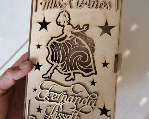 Invitación Calada para Quinceañera: "Mis 15 Años"