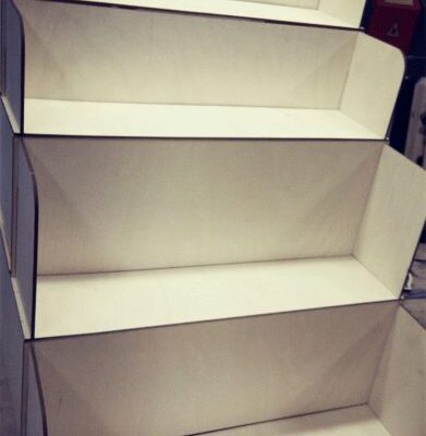 Exhibidor Vertical de 4 Niveles para Productos