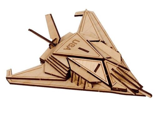 F-117 Nighthawk: El Avión Stealth que Revolucionó la Guerra Aérea