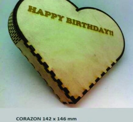 Caja de corazón "HBD" para cumpleaños