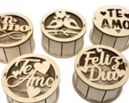 Cajas redondas "Te amo" para regalos románticos