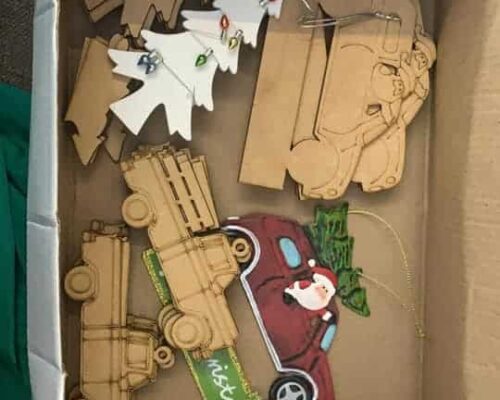 Esferas Decorativas en Forma de Autos