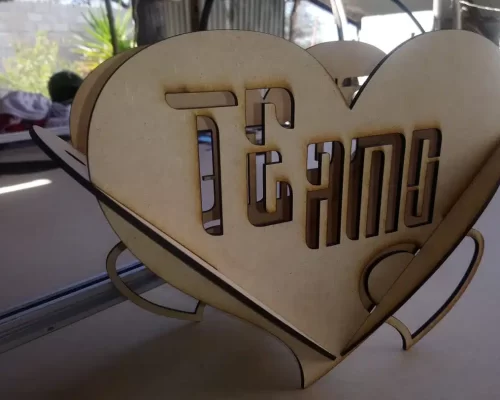 Macetero en forma de corazón: Decoración única para tu hogar