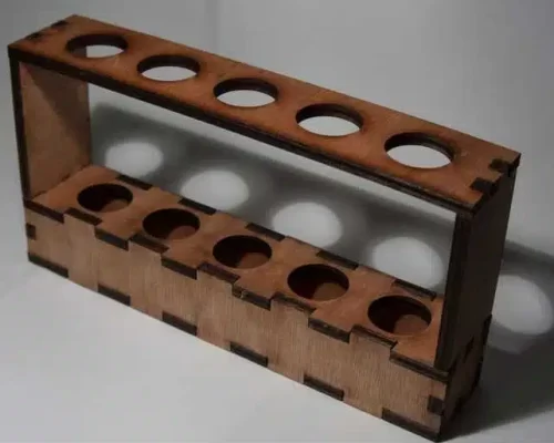 Florero de tubos decorativos